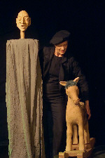 Herr Gier nimmt das Pferdchen an sich (C) by Cassiopeia Theater, Claudia Hann & Udo Mierke